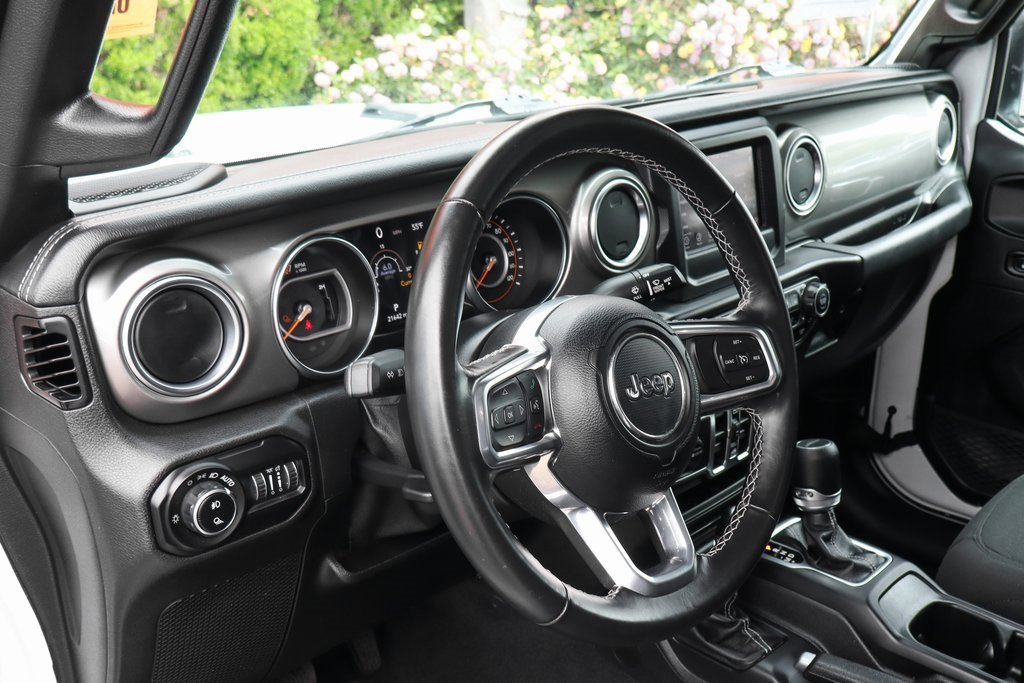 Used 2021 Jeep Gladiator Overland w/ LED Lighting Group image 14