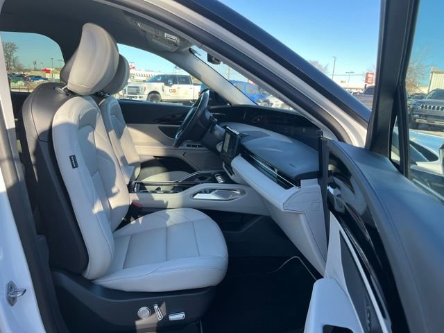 Used 2026 Lincoln Nautilus Premier image 26