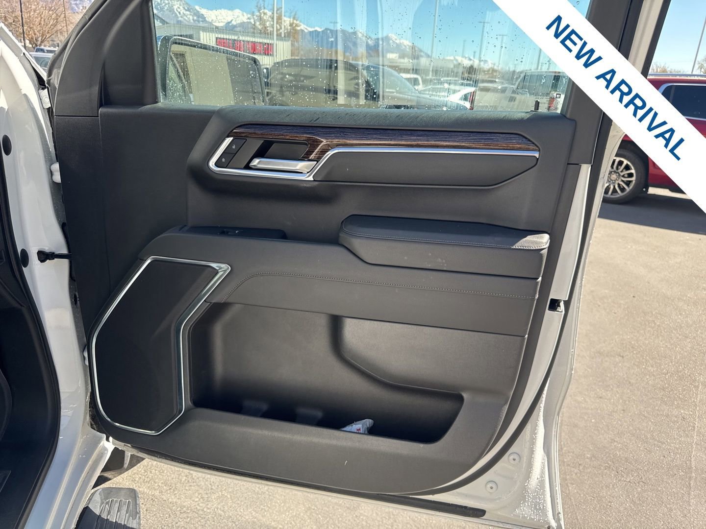 Used 2023 GMC Sierra 1500 SLE image 10