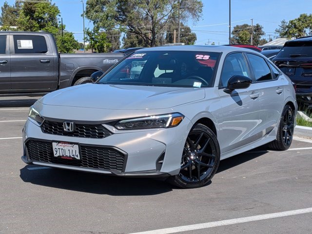 Used 2025 Honda Civic Sport image 1