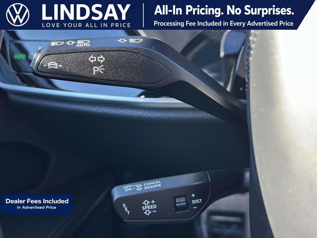 Used 2023 Audi S8 w/ S8 Comfort Plus Package AWD/4WD image 22