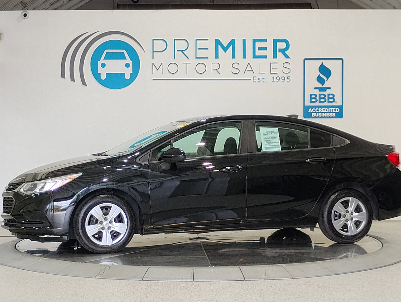 Used 2016 Chevrolet Cruze LS image 2