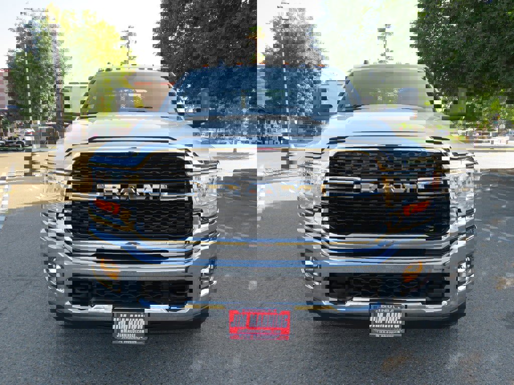 New 2022 RAM 3500 Tradesman w/ Chrome Appearance Group image 7