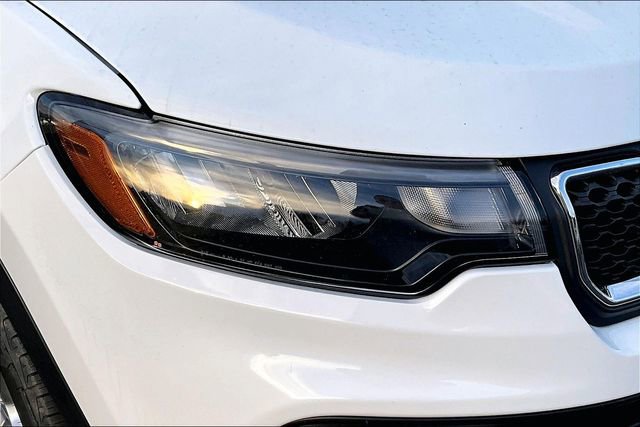 Used 2024 Jeep Compass Latitude image 28