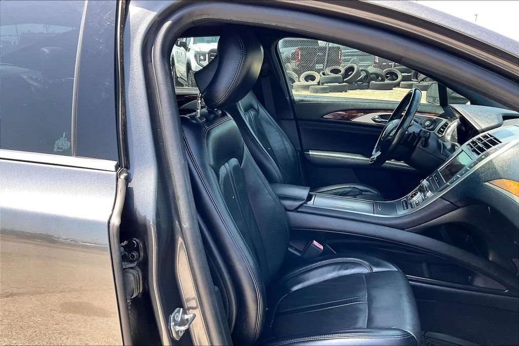 Used 2019 Lincoln MKZ Reserve AWD/4WD image 30