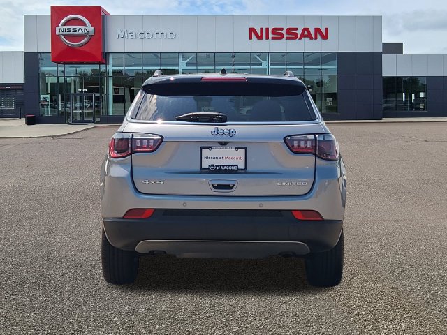 Used 2024 Jeep Compass Limited AWD/4WD image 6