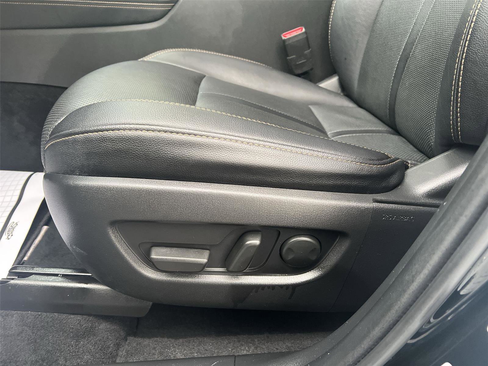 Used 2024 MAZDA CX-90 3.3 Turbo w/ Preferred Plus image 11