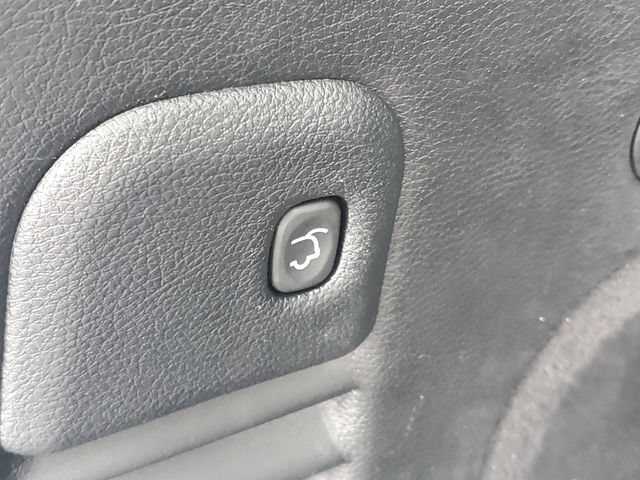 Used 2021 Jeep Grand Cherokee Altitude AWD/4WD image 9