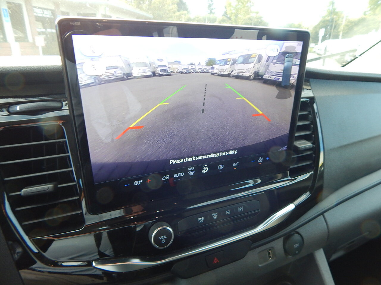 Used 2024 Ford Transit 350 XLT RWD image 25