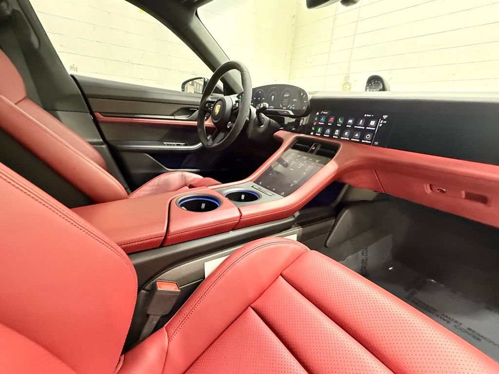 Used 2024 Porsche Taycan GTS AWD/4WD image 42