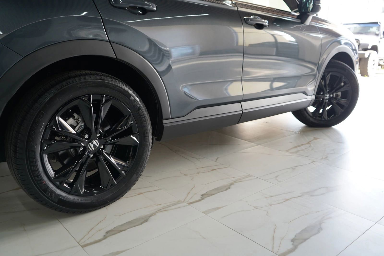 Used 2025 Honda CR-V Sport Touring image 5