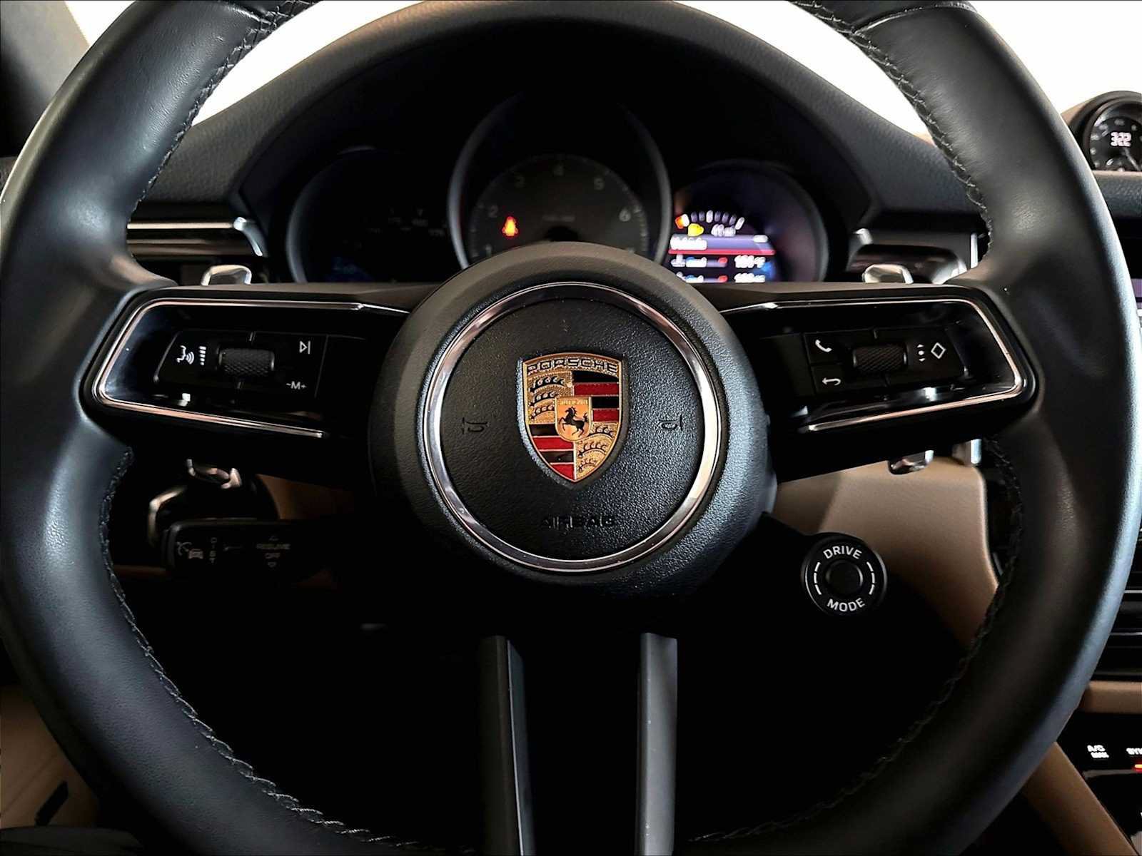 Used 2025 Porsche Macan S AWD/4WD image 18