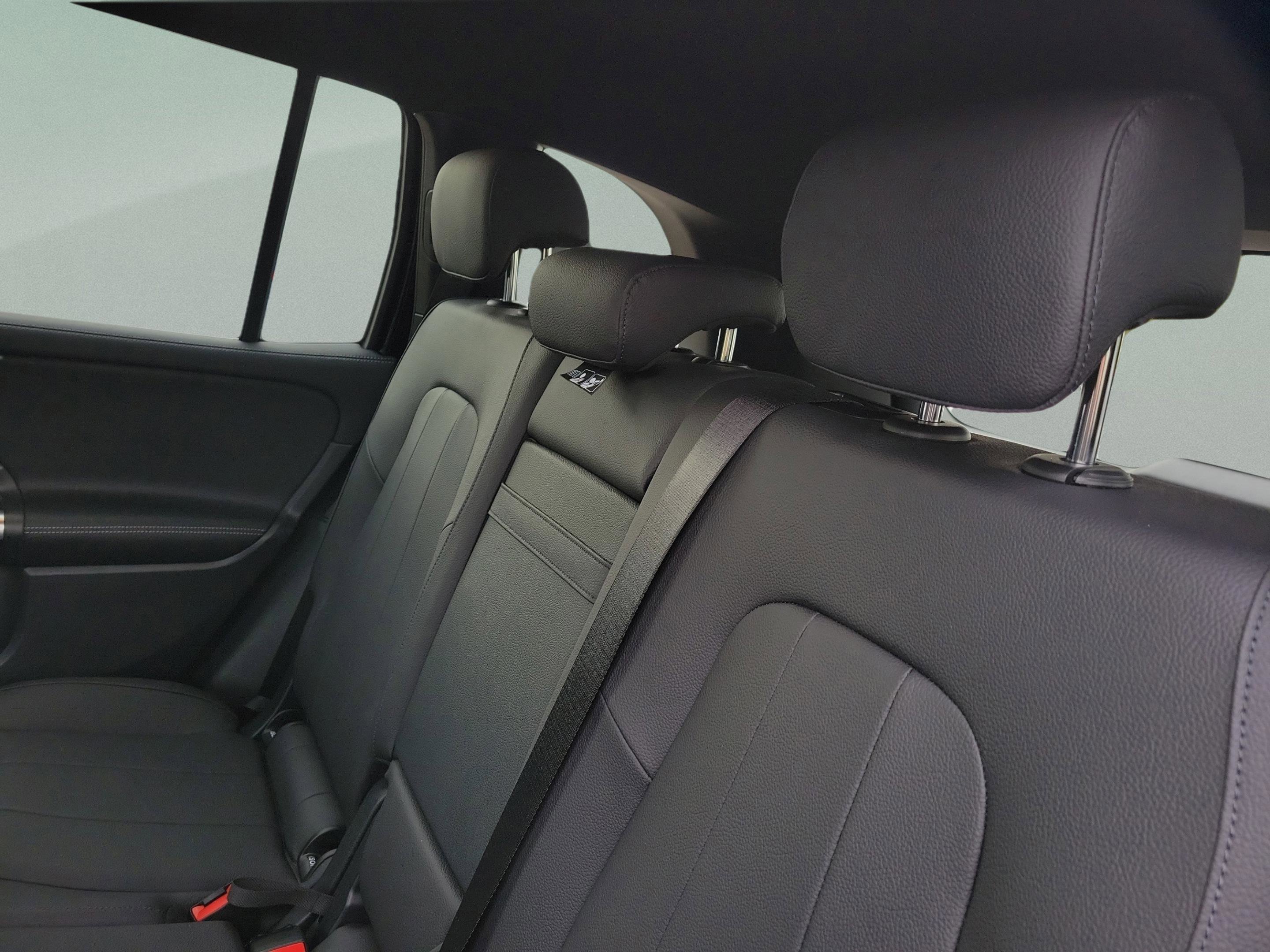 Certified 2025 Mercedes-Benz GLB 250 image 12