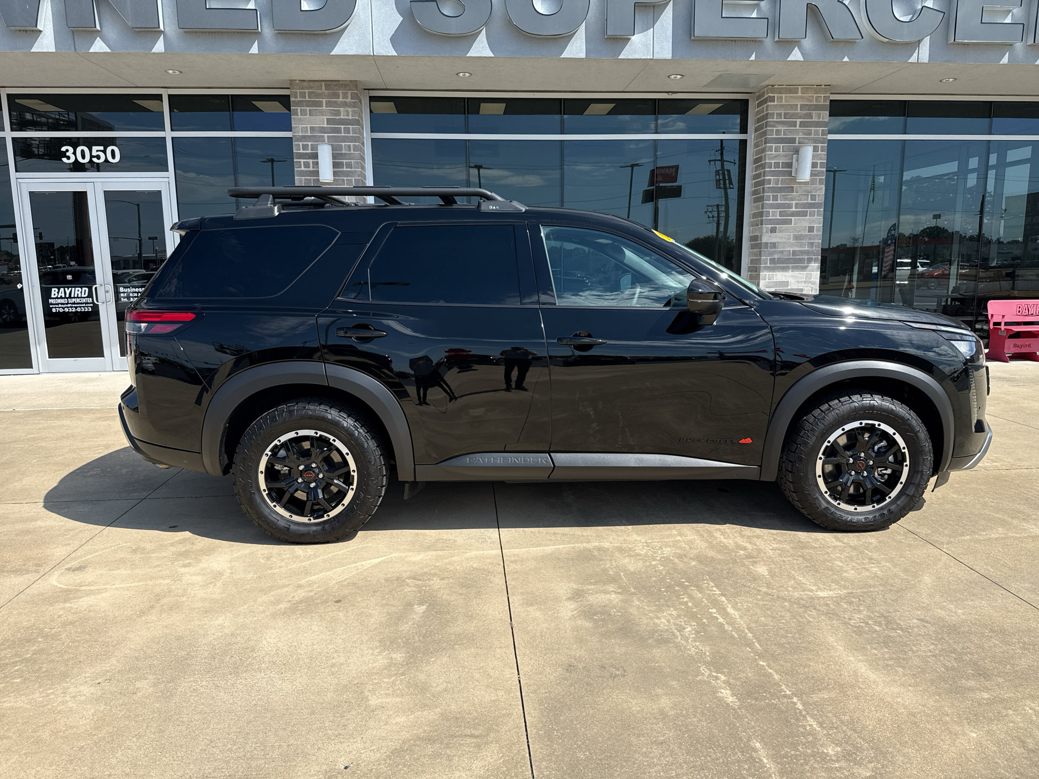 Used 2026 Nissan Pathfinder Rock Creek AWD/4WD image 8