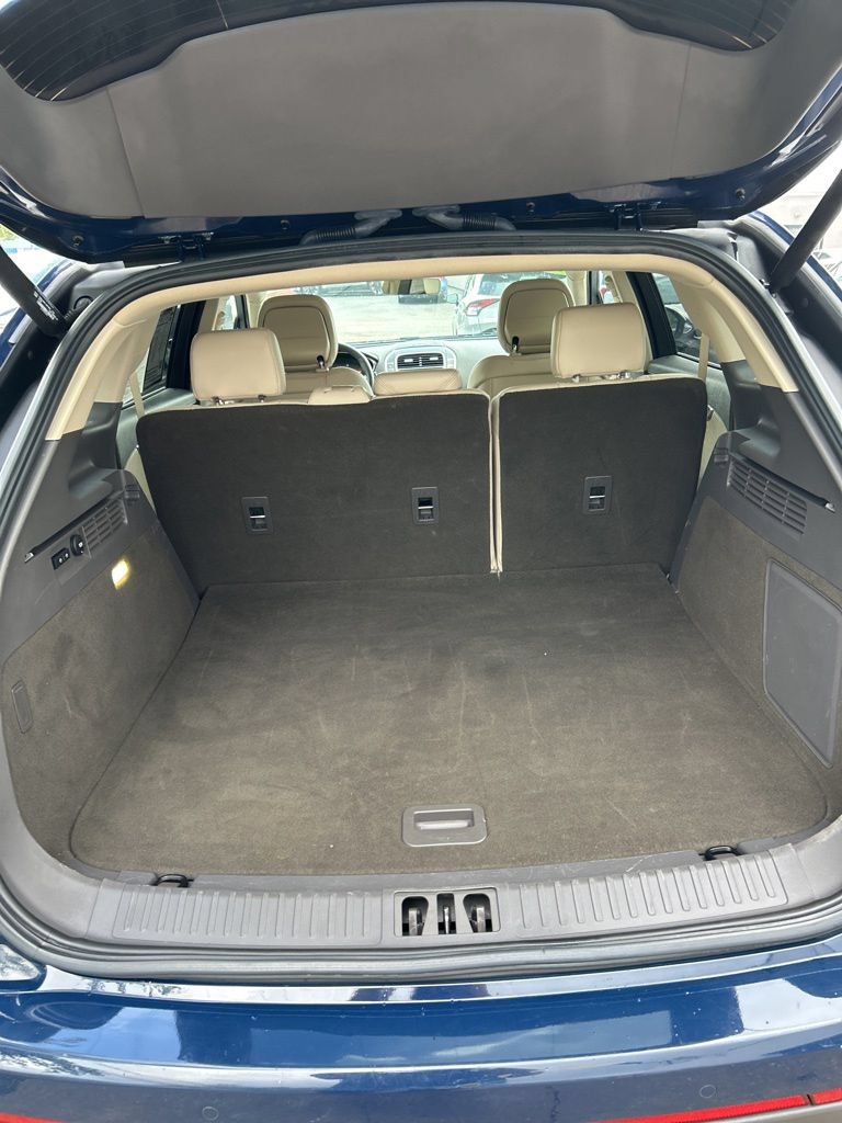 Used 2020 Lincoln Nautilus Reserve AWD/4WD image 2