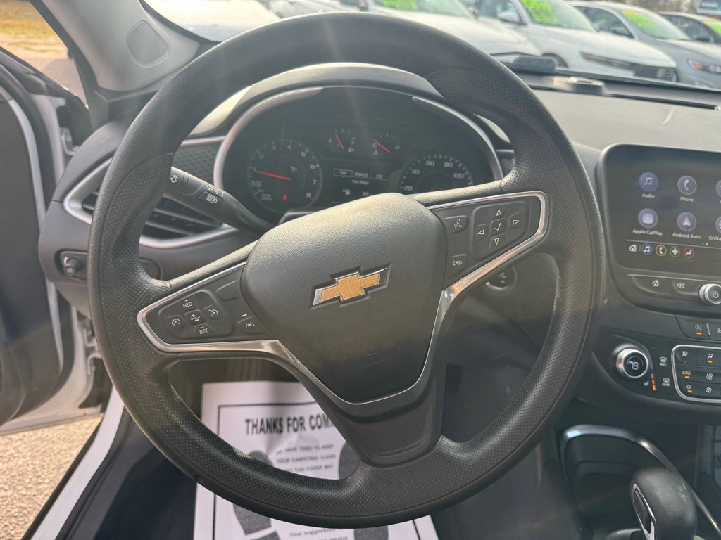 Used 2023 Chevrolet Malibu LT image 11