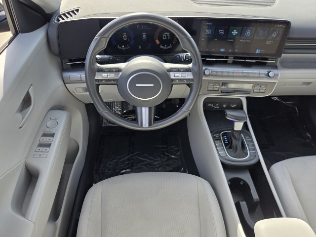 Used 2024 Hyundai Kona SEL AWD/4WD image 12