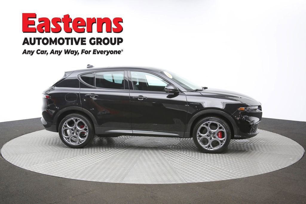 Used 2024 Alfa Romeo Tonale Veloce AWD/4WD image 43