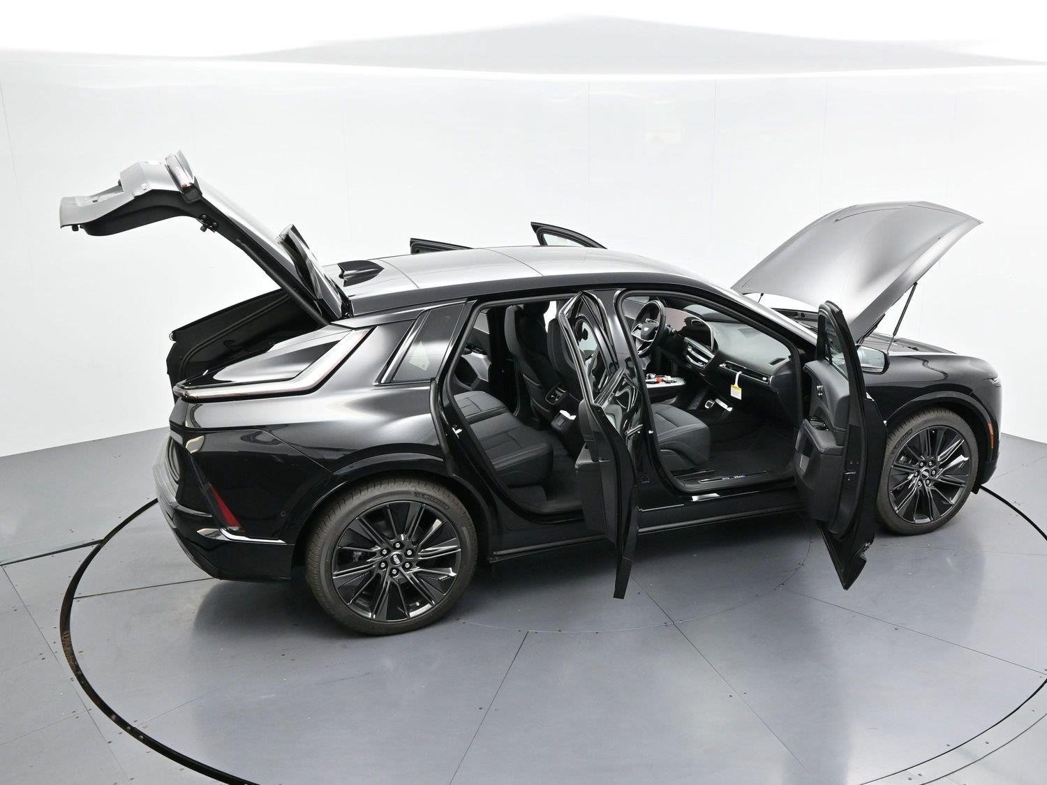 New 2027 Cadillac Lyriq Signature Sport AWD/4WD image 42