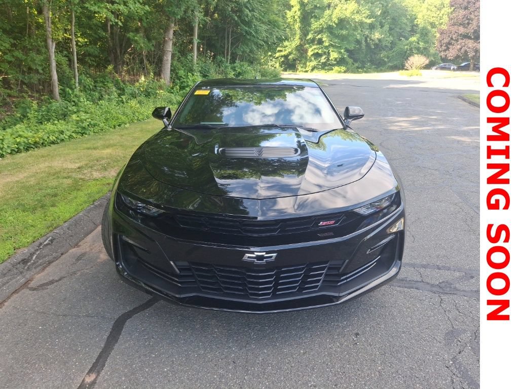 Used 2019 Chevrolet Camaro SS RWD image 3