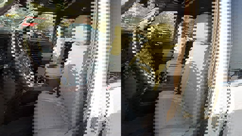 Used 2019 GMC Sierra 1500 SLT w/ SLT Premium Plus Package image 14