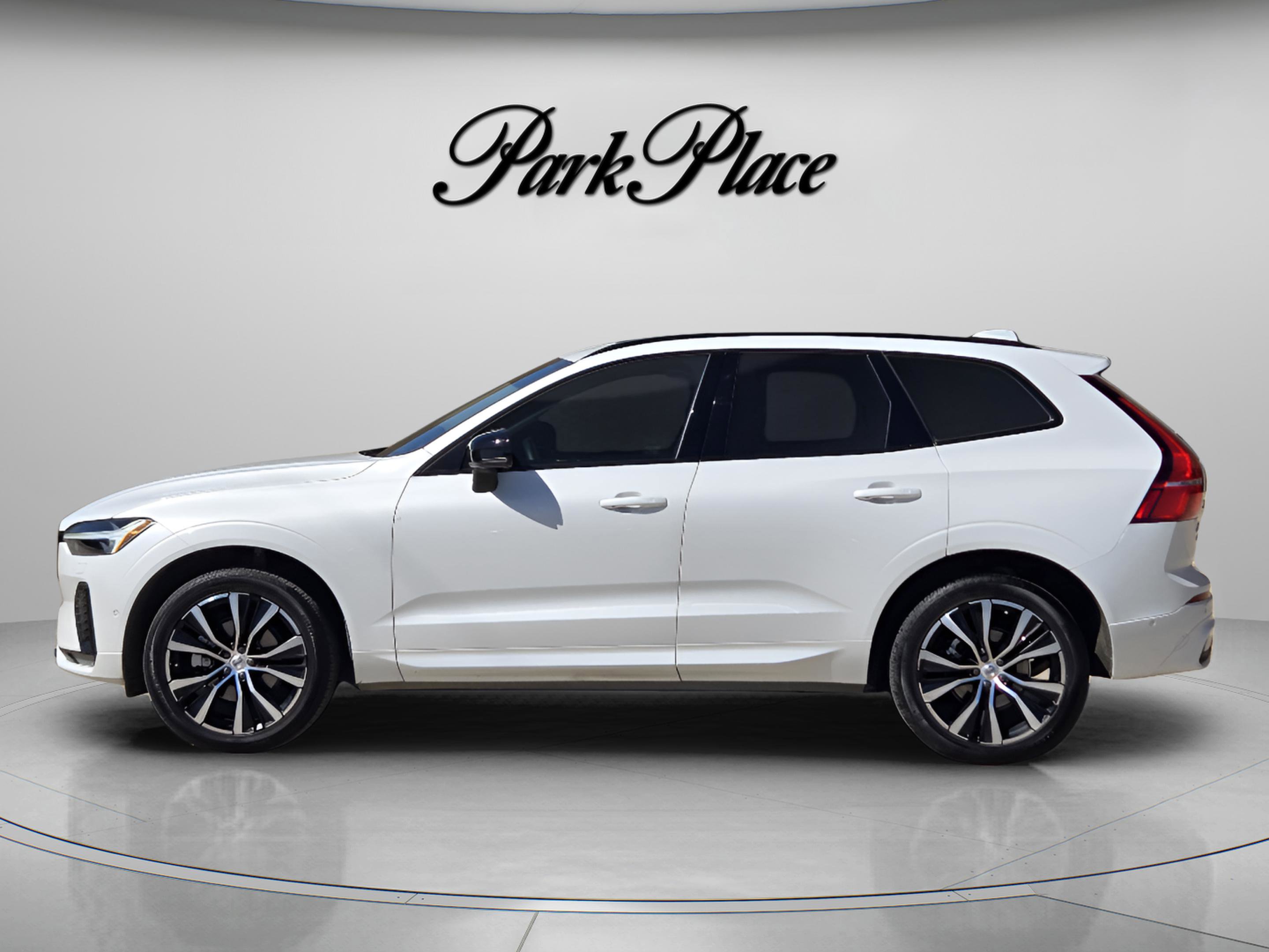 Used 2024 Volvo XC60 B5 Plus w/ Protection Package Premier video 2