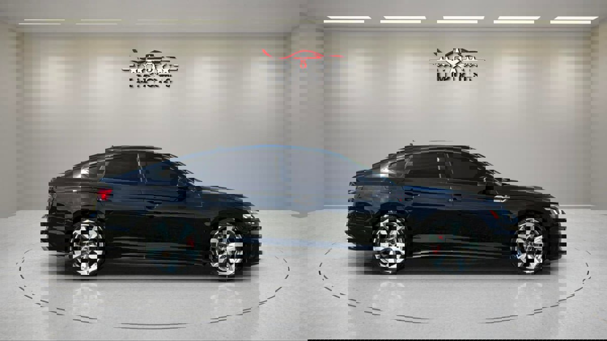 Used 2021 Audi A5 2.0T Premium Plus w/ Premium Plus image 3