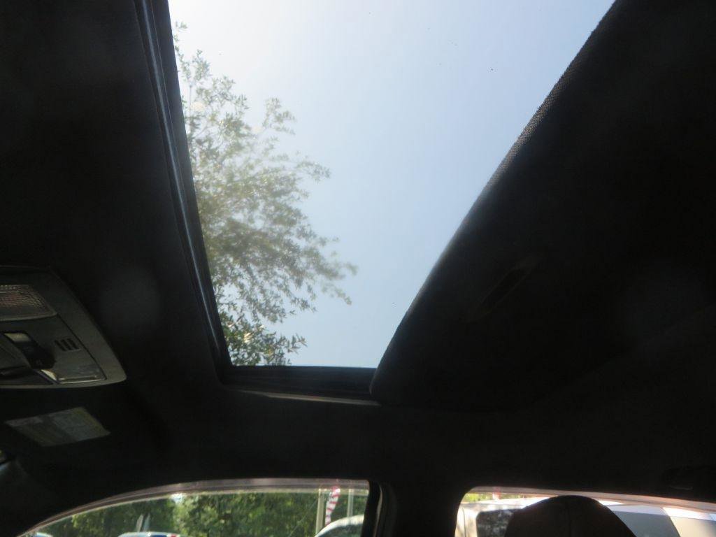 Used 2017 Toyota Tacoma Limited w/ Tow Package AWD/4WD image 25