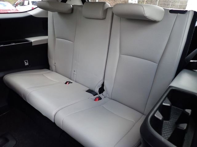 Certified 2024 Toyota Grand Highlander AWD image 19