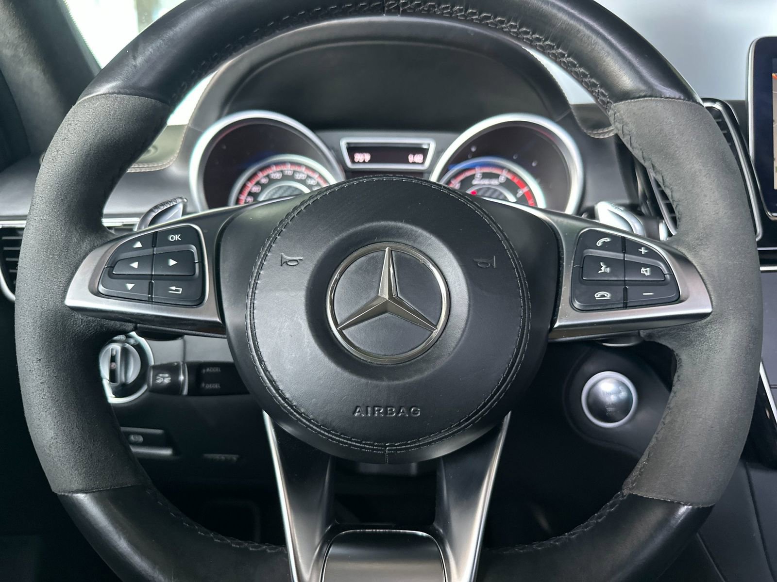 Used 2017 Mercedes-Benz GLS 63 AMG 4MATIC image 25