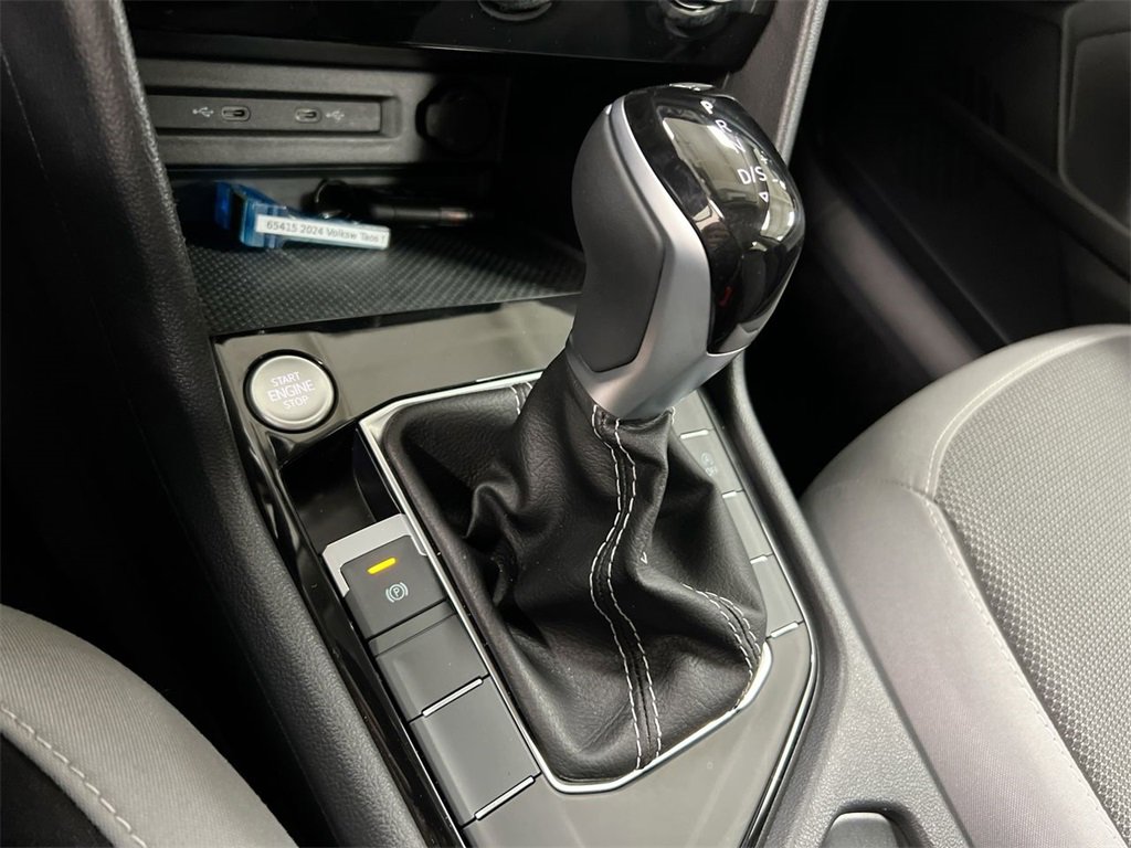 Used 2024 Volkswagen Taos S image 17