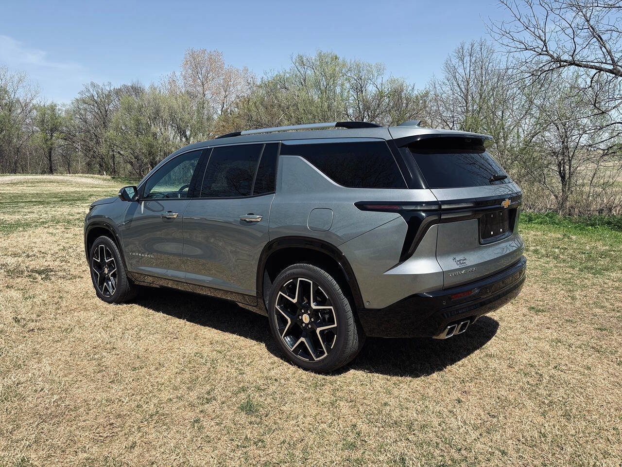 Used 2025 Chevrolet Traverse High Country image 7