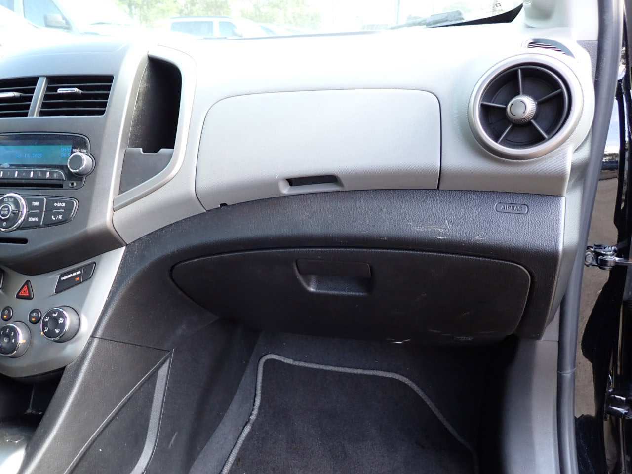 Used 2012 Chevrolet Sonic LT image 32