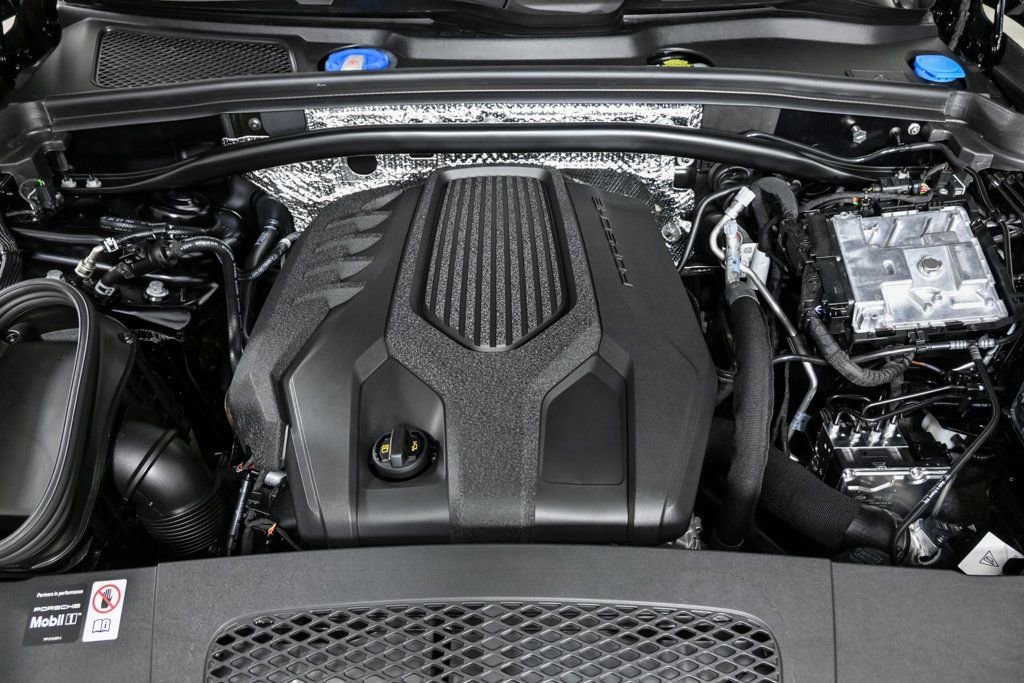 New 2026 Porsche Macan image 34