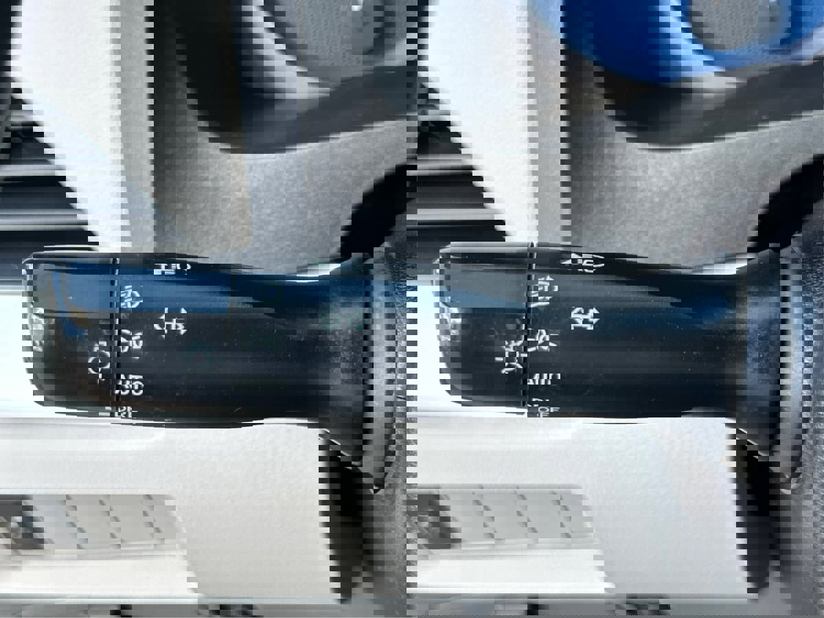 Used 2020 Toyota Sienna LE image 15