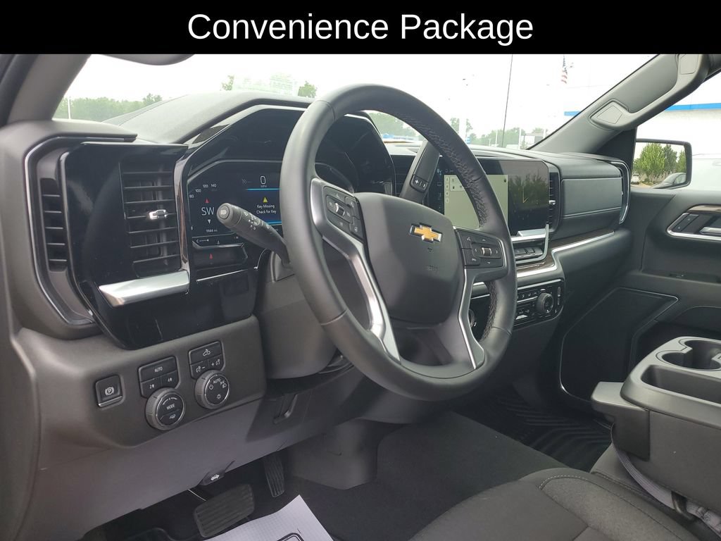 Used 2024 Chevrolet Silverado 1500 LT AWD/4WD image 8