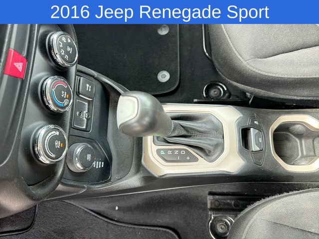 Used 2016 Jeep Renegade Sport w/ Power & Air Group AWD/4WD image 27