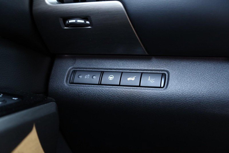 New 2025 Nissan Pathfinder Platinum image 23