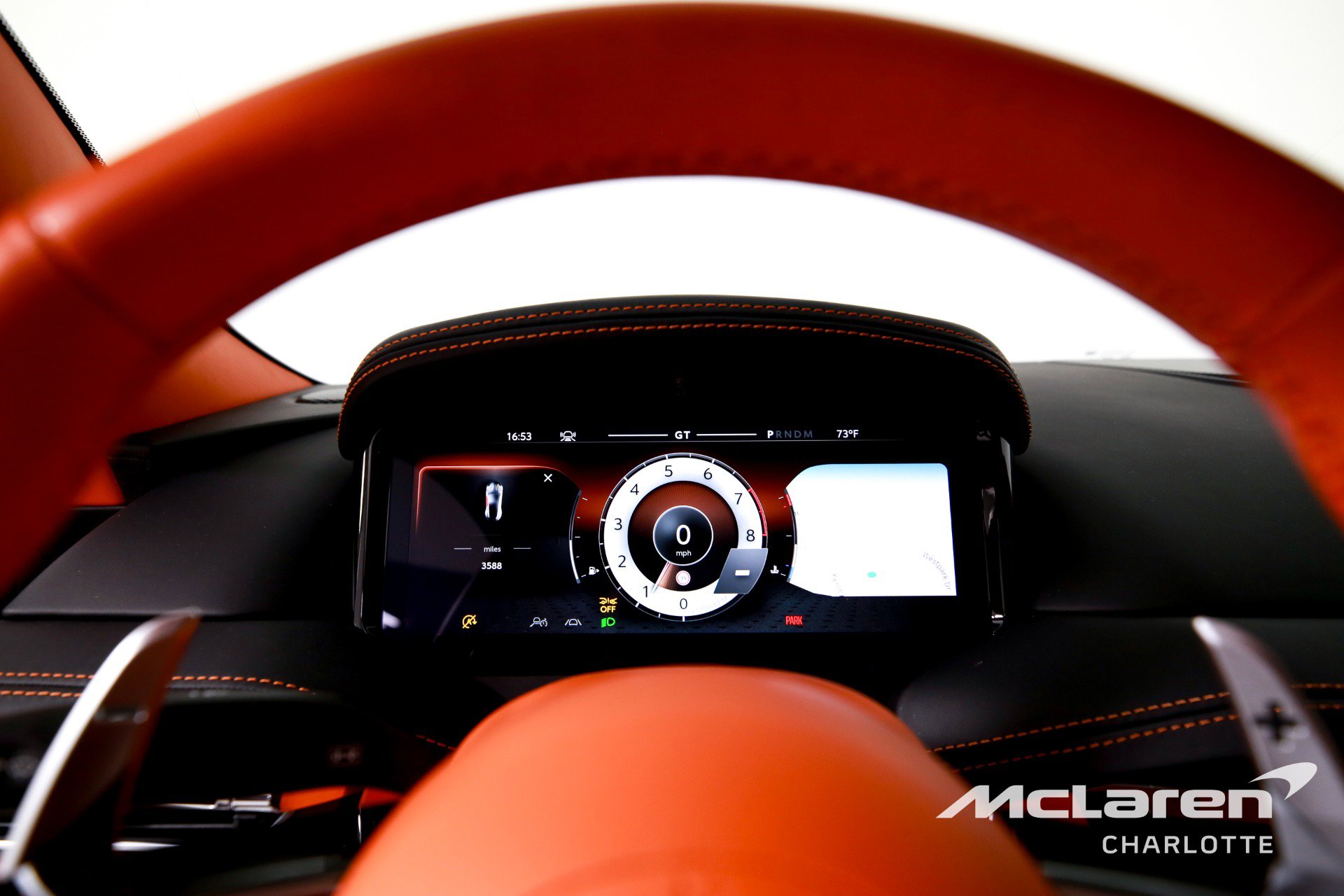 Used 2024 Aston Martin DB12 Coupe image 13