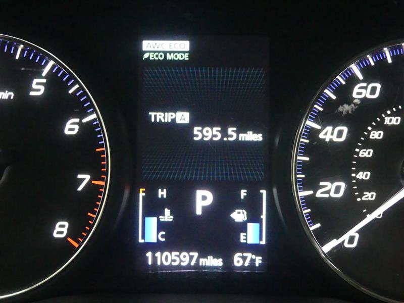 Used 2020 Mitsubishi Outlander SE image 34