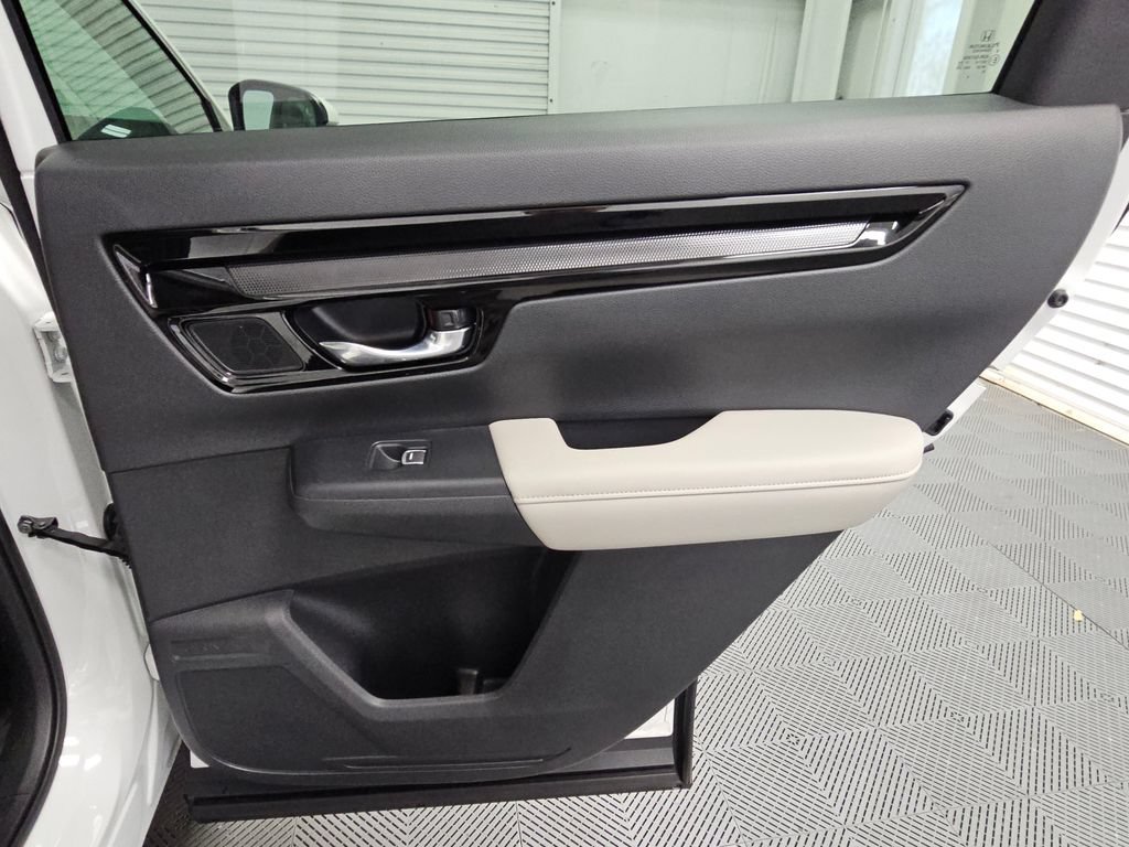 Certified 2026 Honda CR-V EX-L image 34