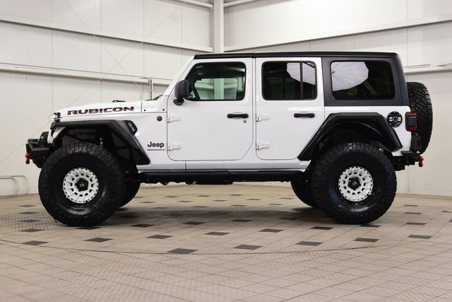 Used 2024 Jeep Wrangler Rubicon image 4