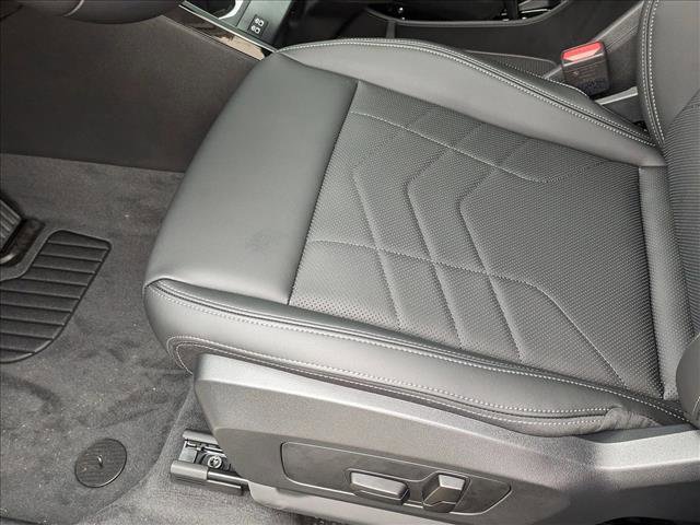 Used 2025 BMW X1 xDrive28i w/ Convenience Package image 4