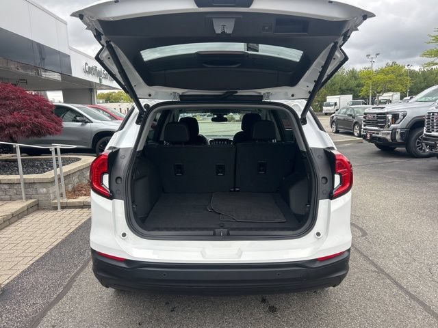 Used 2023 GMC Terrain SLE w/ Driver Convenience Package AWD/4WD image 25
