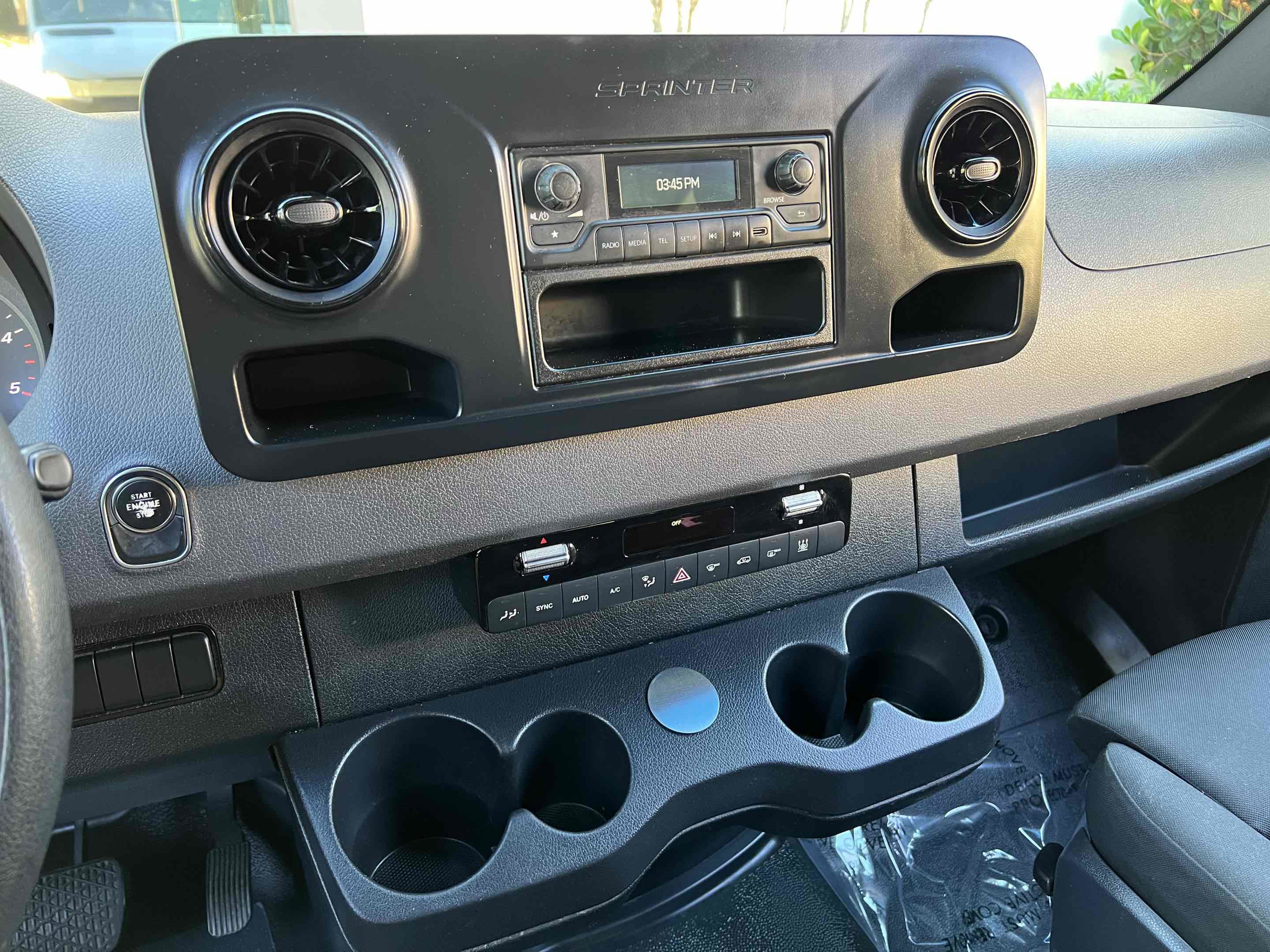 Used 2019 Mercedes-Benz Sprinter 2500 w/ Driver Convenience Package image 44