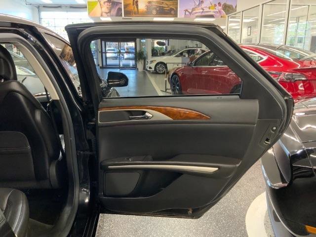 Used 2014 Lincoln MKZ AWD w/ Equipment Group 102A Reserve image 34