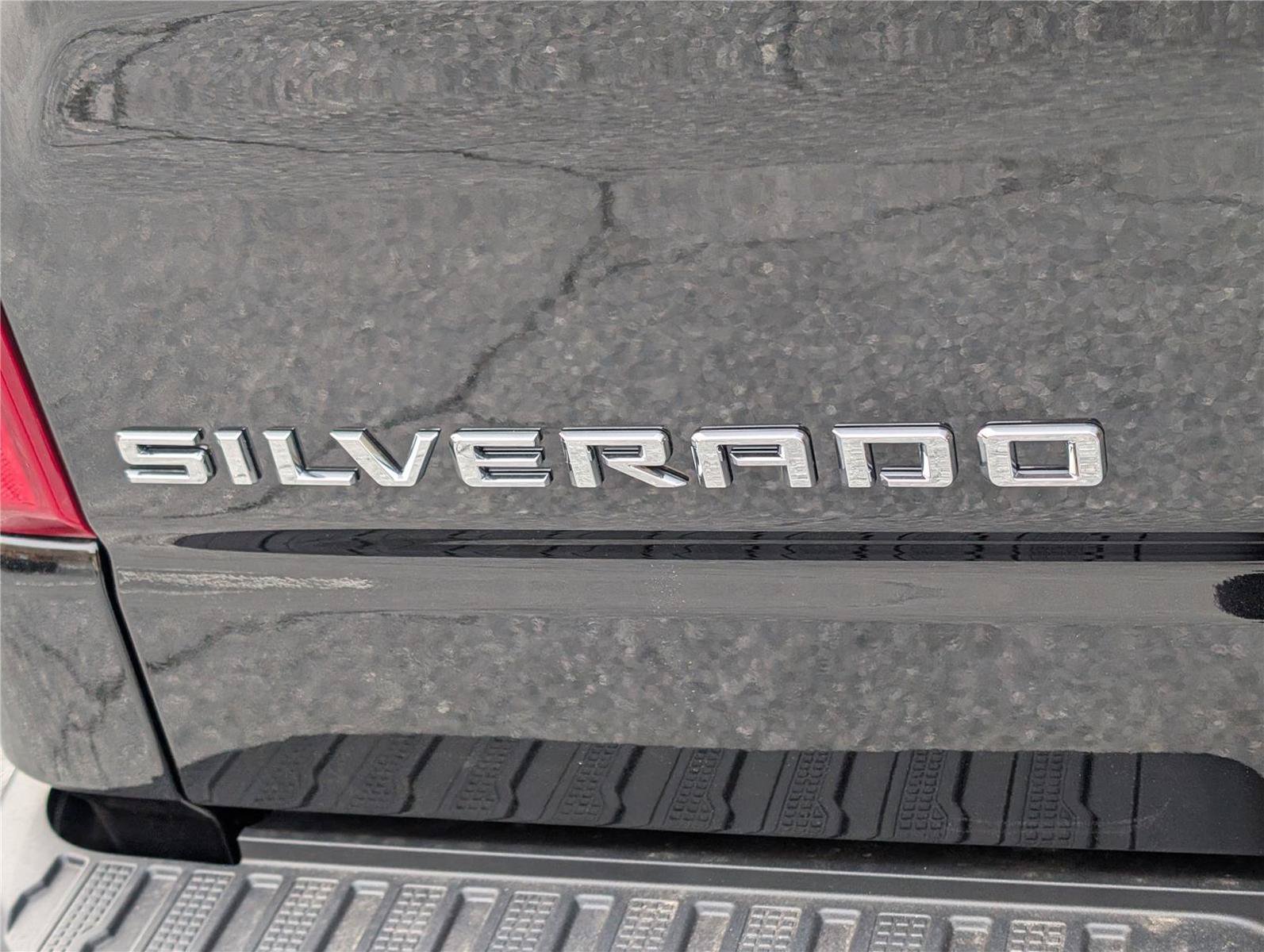 New 2026 Chevrolet Silverado 1500 Custom w/ Turbomax Blackout Package AWD/4WD image 5
