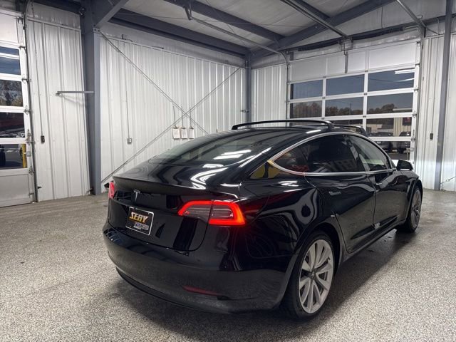 Used 2018 Tesla Model 3 Long Range image 19