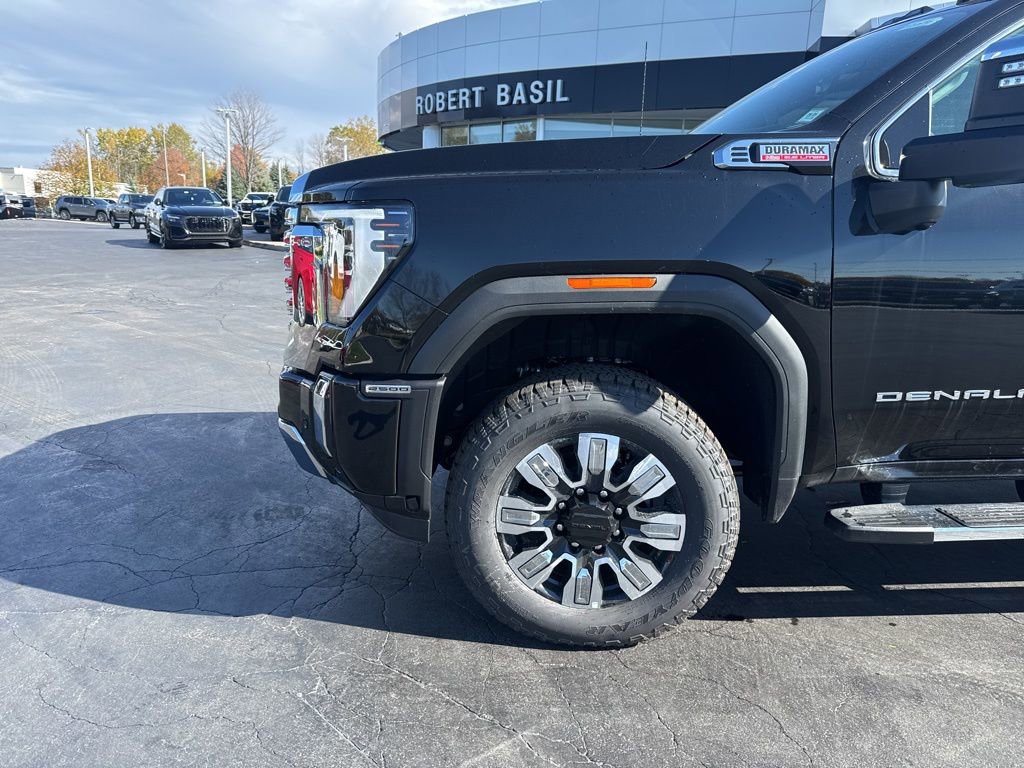 New 2026 GMC Sierra 2500 Denali w/ Denali Reserve Package image 5