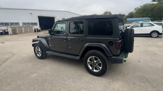 Used 2018 Jeep Wrangler Unlimited Sahara AWD/4WD image 6